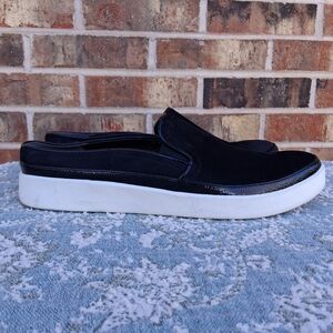 Vionic Black and White Slip-On Sneakers
